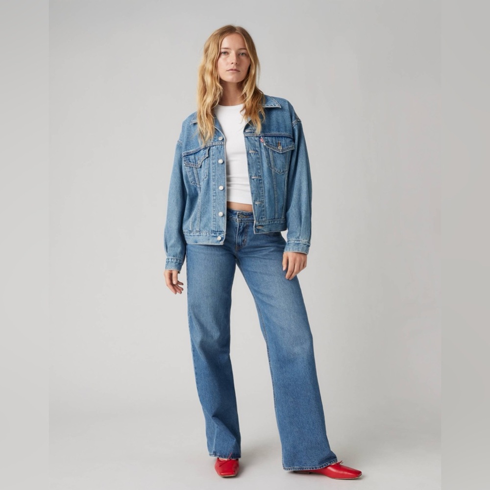 Levi’s Low Loose Jeans - Picture 8 of 9